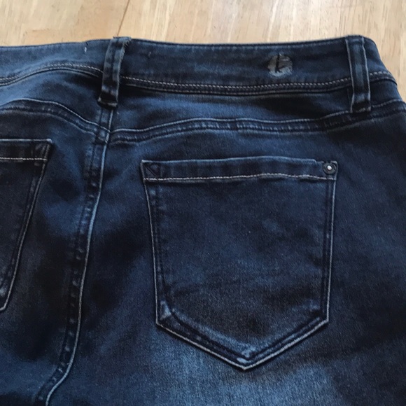 Kensie Jeggins - Picture 5 of 5